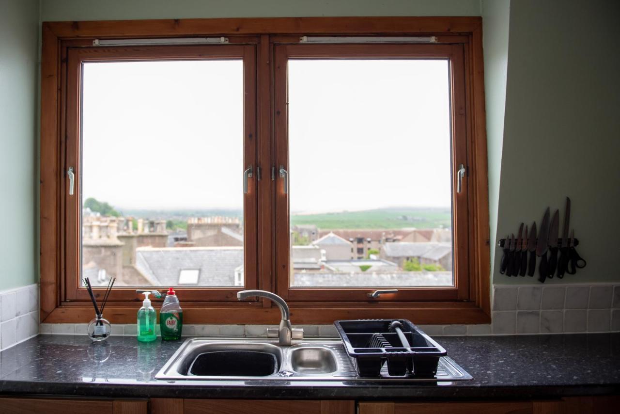 Beach View Apartment Стоунхевън Екстериор снимка