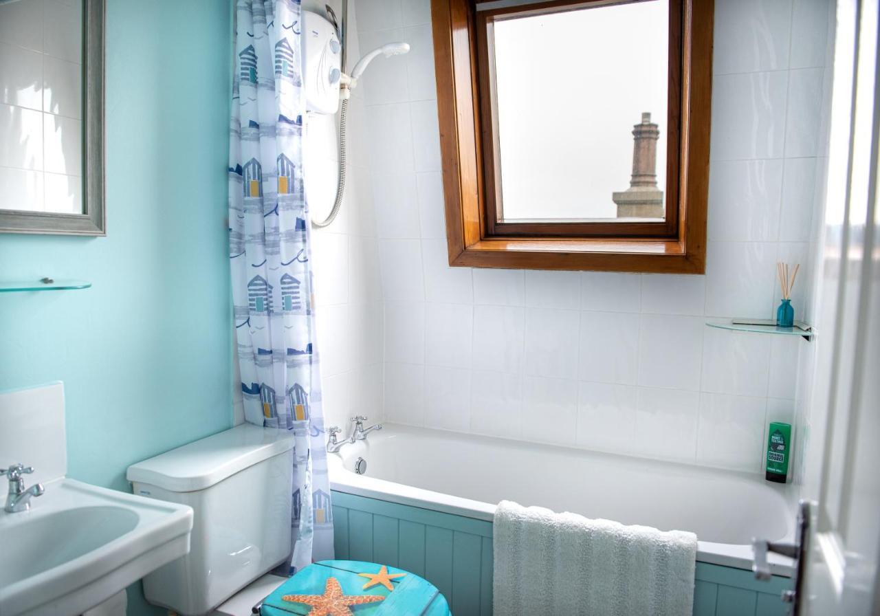 Beach View Apartment Стоунхевън Екстериор снимка